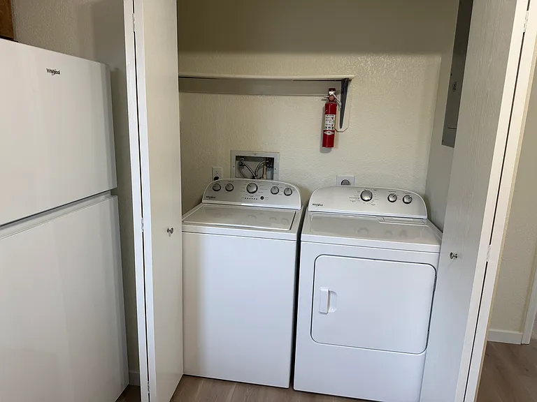 2139 E Hancock St #C — Photo 10