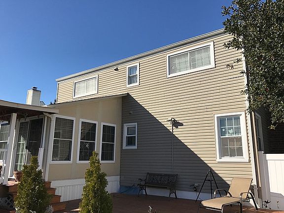 5th image of 11 Brenner Ave
