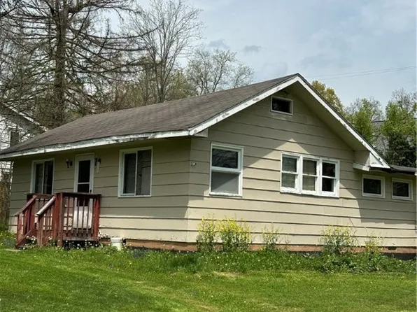 11717 Basswood Rd, Chardon, OH 44024