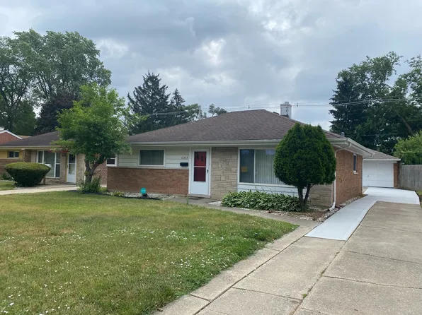 15513 Rose Dr, South Holland, IL 60473