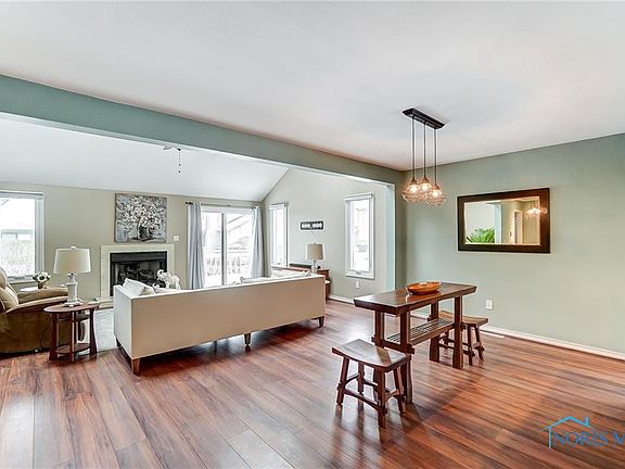 5th image of 6767 Carrie Pine Ln