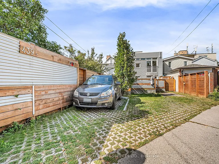 439 Winona Dr #C — Photo 41