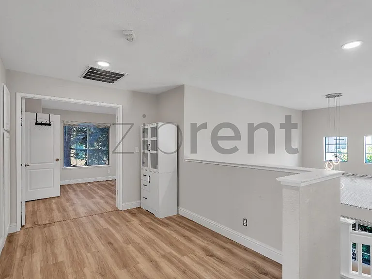 1240 Litchfield Ave — Photo 21