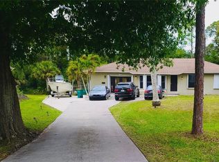 175 5th St, Naples, FL 34113