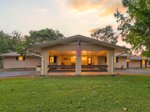 165 Cougar Trail W, Branson, MO 65616