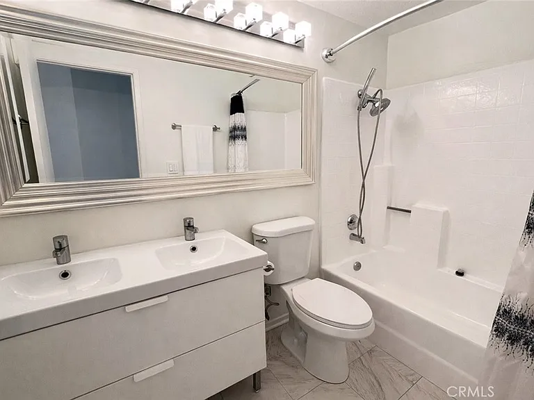 2456 Pleasant Way #A — Photo 13