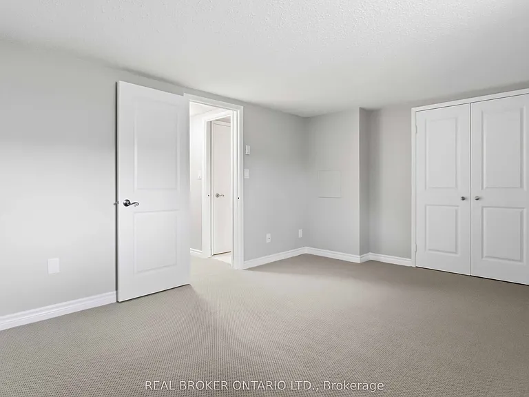 1306 Valley Dr #BASEMENT — Photo 8