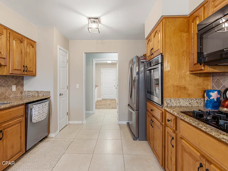 855 Mande Ct — Photo 20