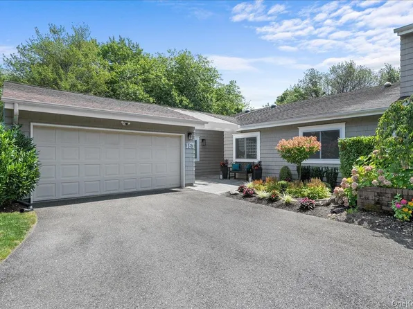 161 Boathouse Lane, Bay Shore, NY 11706
