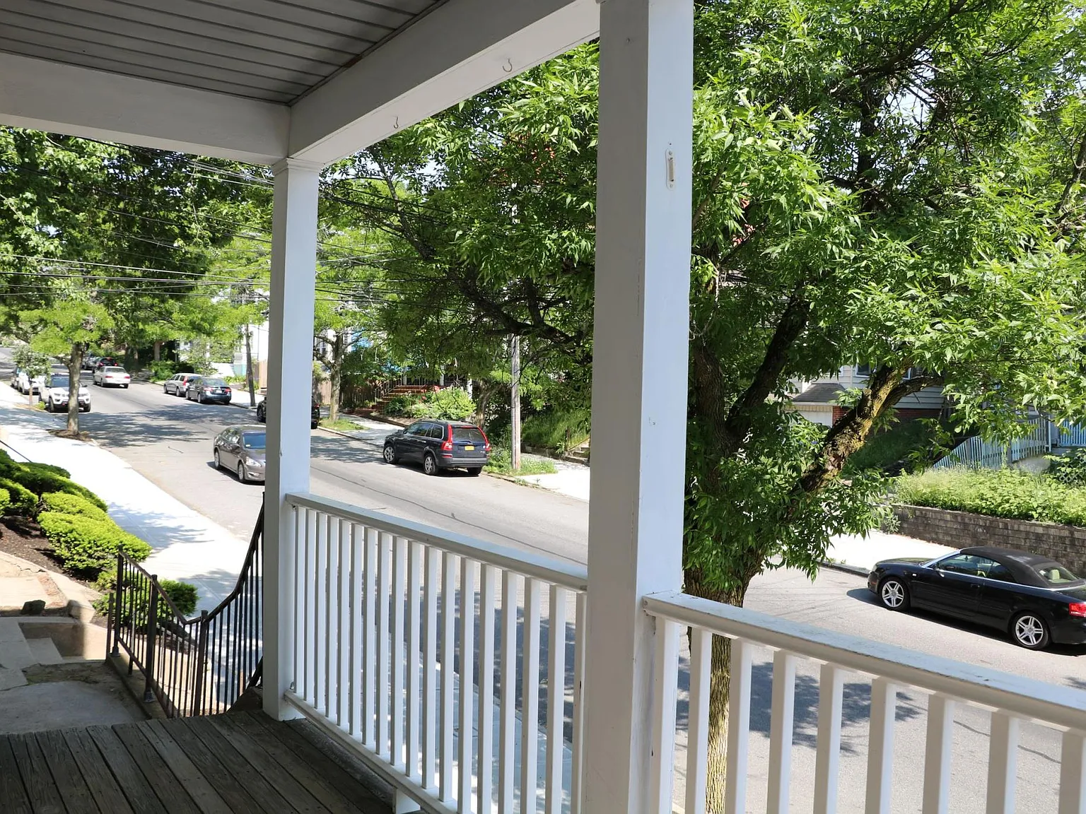 3 bed, 1200 sqft, $2,550 — Photo 4