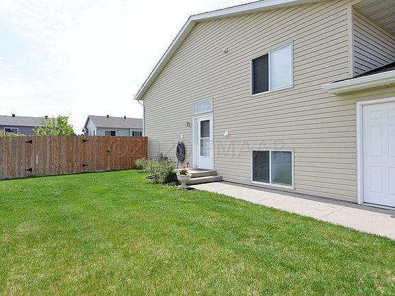 3rd image of 1109 43rd Ave W