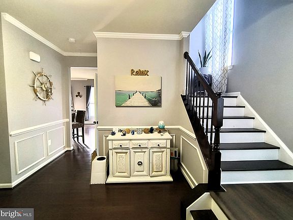 3rd image of 41467 Osborne Ln