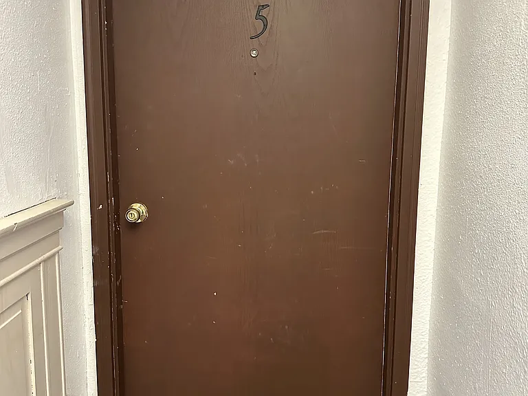 304 W Huron Ave #5 — Photo 2