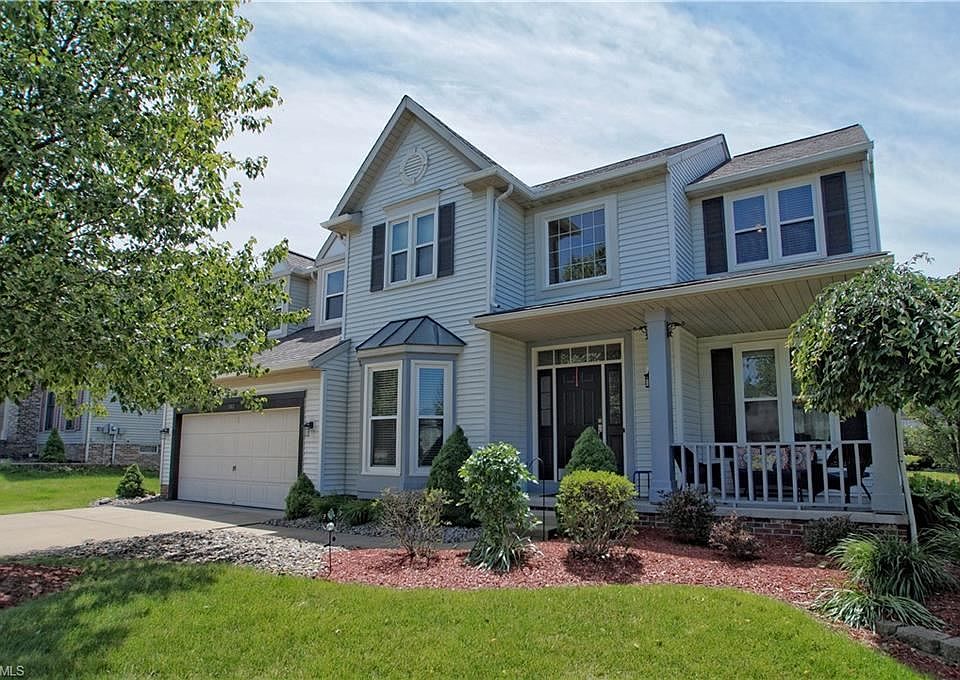 1st image of 562 McPherson Cir