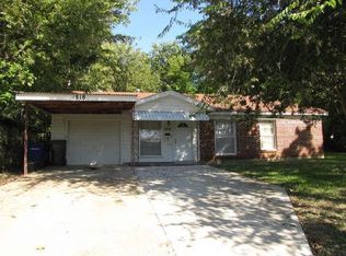1818 Random Rd, Carrollton, TX 75006
