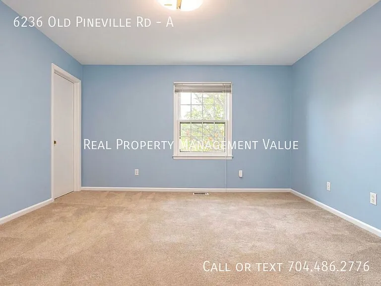 6236 Old Pineville Rd #A — Photo 10