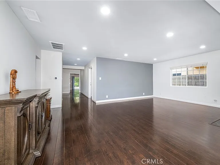 7938 Ventura Canyon Ave — Photo 5