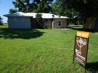 604 S Prairie Rd, Agra, OK 74074