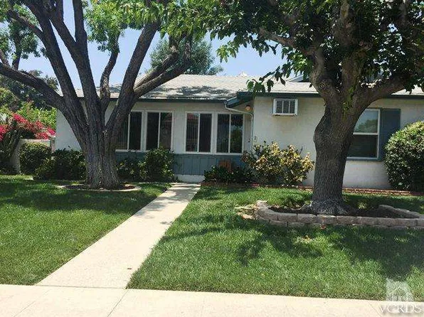 8523 Lindley Ave, Northridge, CA 91325