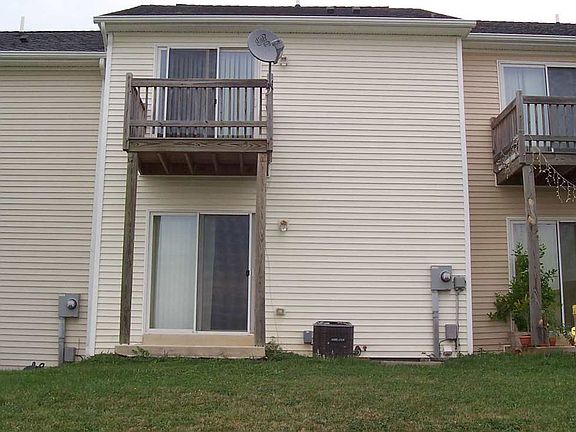 2nd image of 1131 Commercial Ct