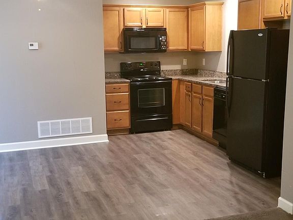 3rd image of 13685 Post Oak Ln