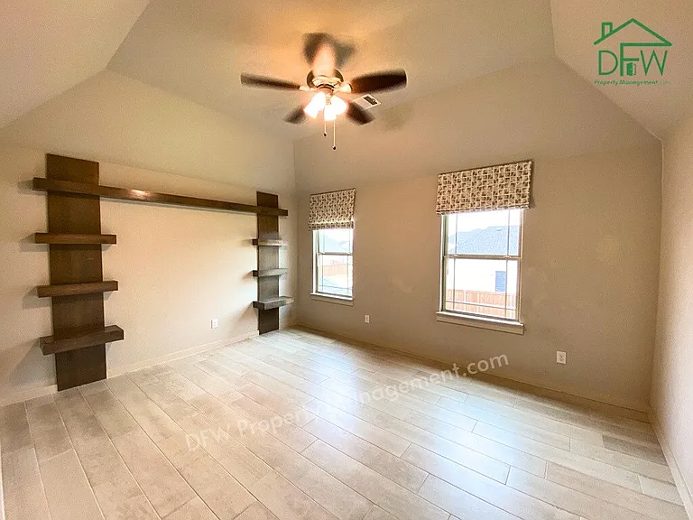 2151 Lassen Dr — Photo 32