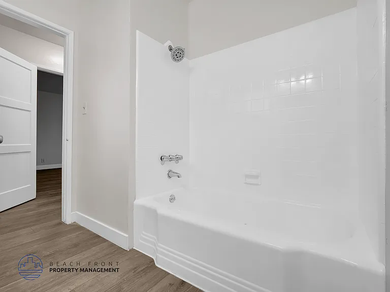 7933 Alverstone Ave. — Photo 14