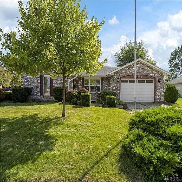 1st image of 4098 Gateway Dr