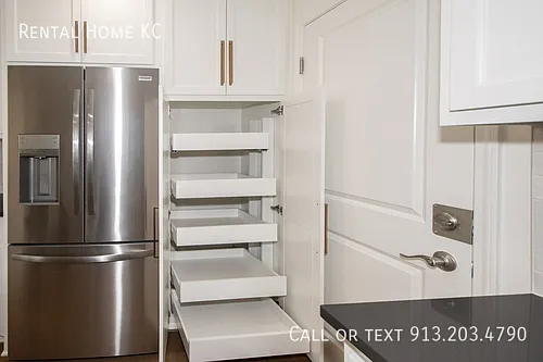 8400 W 93rd St — Photo 19