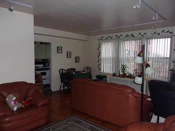 4th image of 4900 N Marine Dr APT 504
