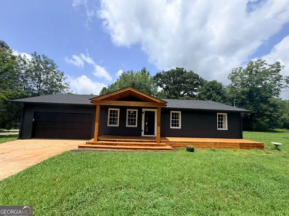 85 Martin St, Carrollton, GA 30117