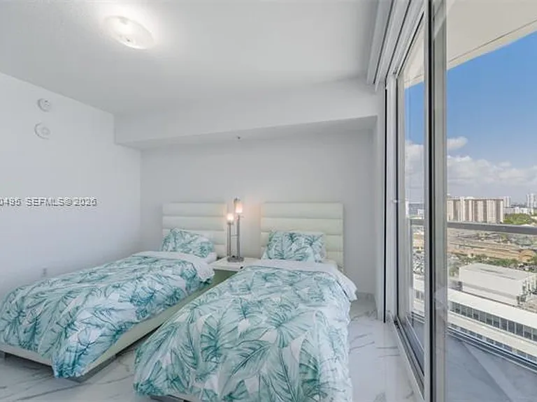 16699 Collins Ave #CU-2004 — Photo 16