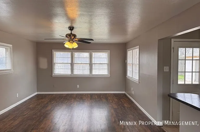 3414 38th St — Photo 4