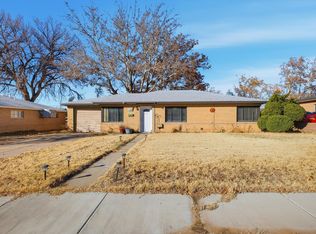 2115 Hendola Dr NE, Albuquerque, NM 87110
