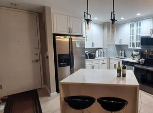 399 11th St APT 403, Palisades Park, NJ 07650
