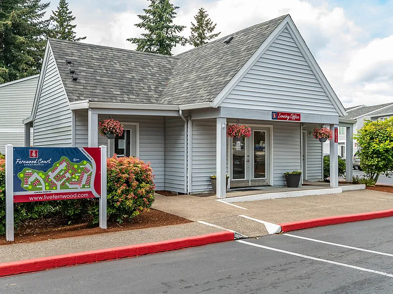 Fernwood Court | Clubhouse and Manager Office