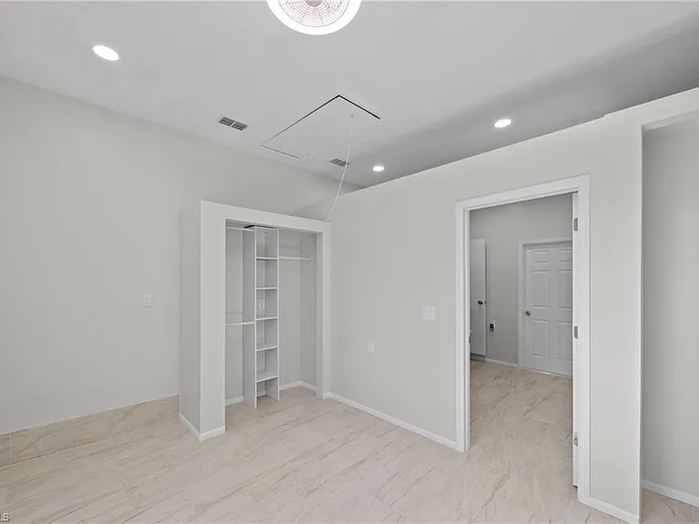 7195 Reymoor Dr — Photo 11
