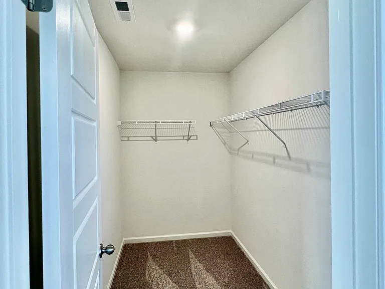 6220 Old Tavern Dr — Photo 16