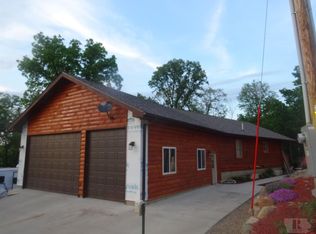 2195 Tracey Dr, Brooklyn, IA