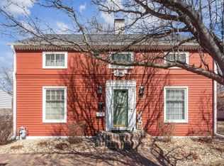 125 Ivanhoe Rd, Waterloo, IA 50701