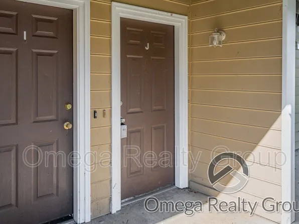 156 Patton St W APT J, Jemison, AL 35085