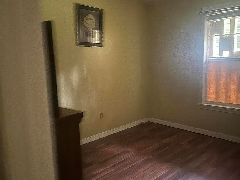 517 Old Holmesville Rd — Photo 5