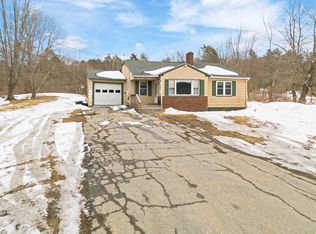 1655 River Road, Clinton, ME 04927