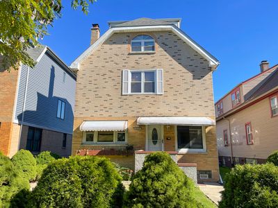 1037 Dodge Ave, Evanston, IL, 60202
