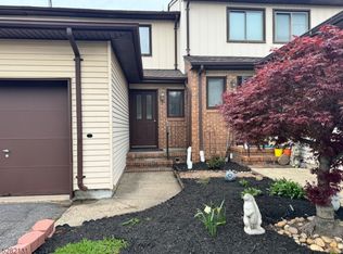 3 Sherwood Ct, Flemington, NJ 08822