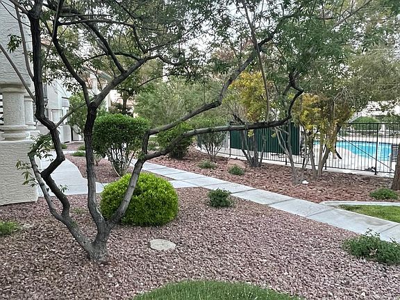 3rd image of 1329 Cinder Rock Dr Unit 101