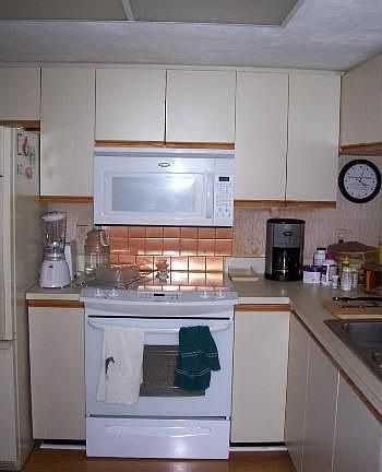 2nd image of 16150 Bay Pointe Blvd APT B307