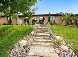 21 Bounty Rd W, Benbrook, TX 76132