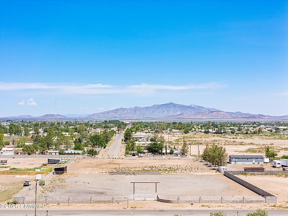 4th image of 55 1/2 Dona Ana Rd SE
