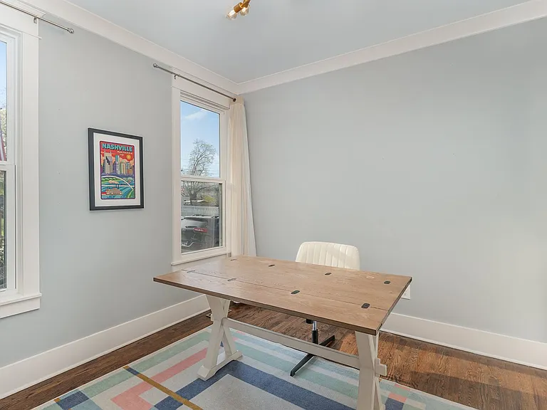 928 Thomas Ave — Photo 7